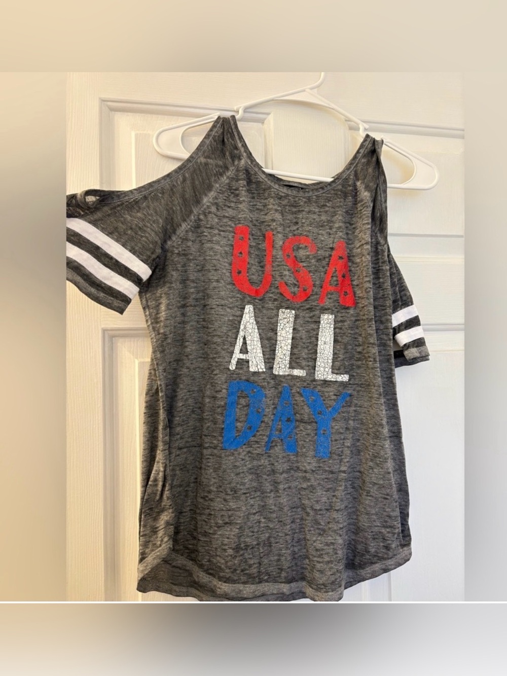 Womens 4th of July Gray 'USA All Day' Cold-Shoulder Tee
Labor Day
Memorial Day